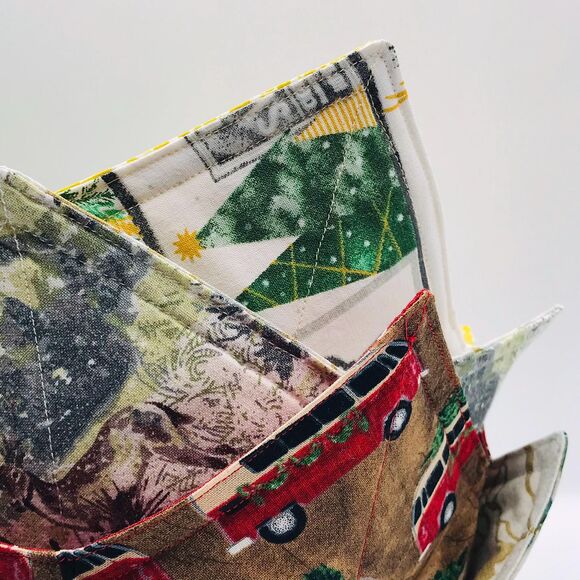 Set of 4 Holiday Microwave Soup Bowl Cozies, Reversible, Classic Collection - Picture 9 of 10